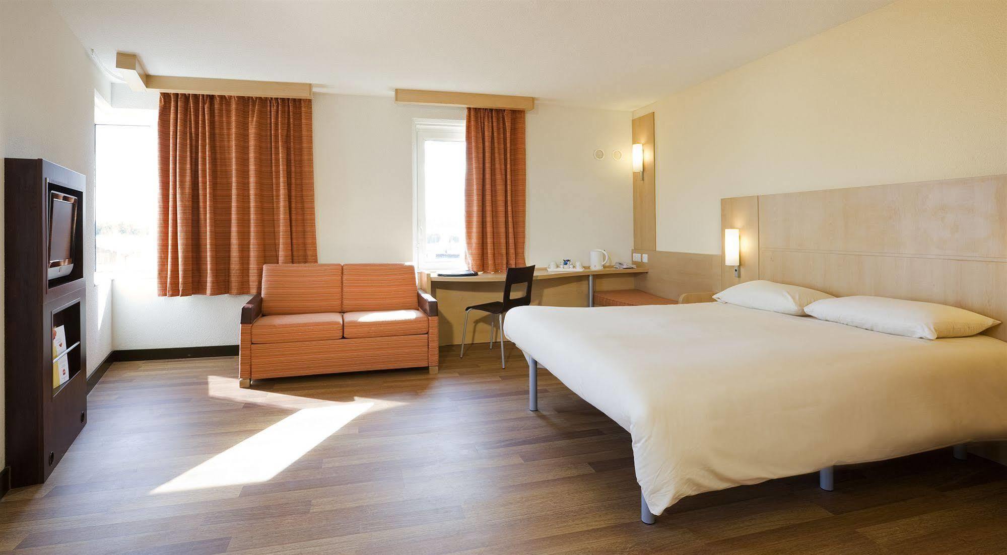 Ibis Temple Meads Hotell